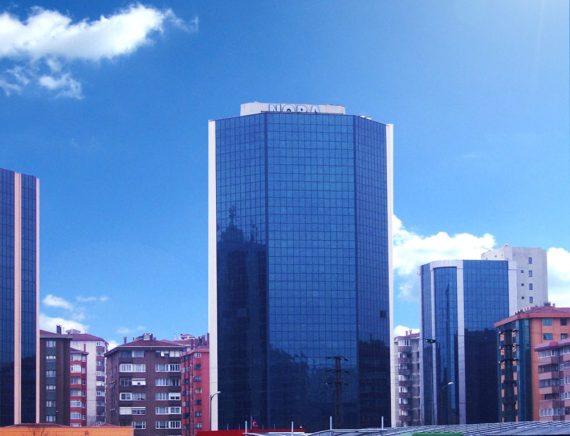 nora-center-10 nora-center-10